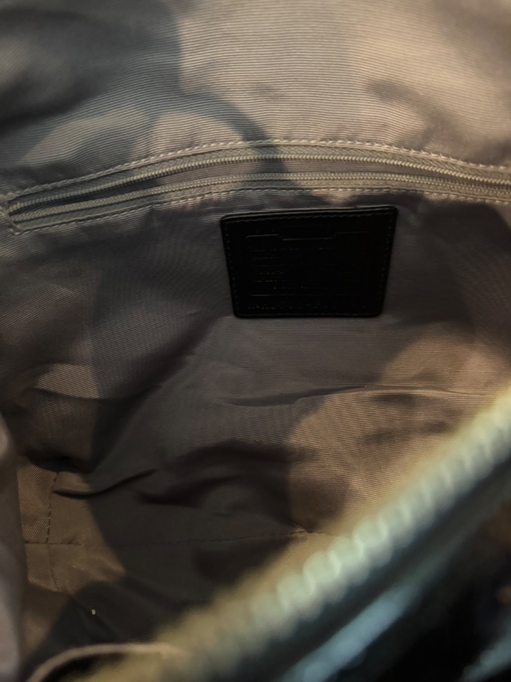 Coach purse - Picture 4 of 4
